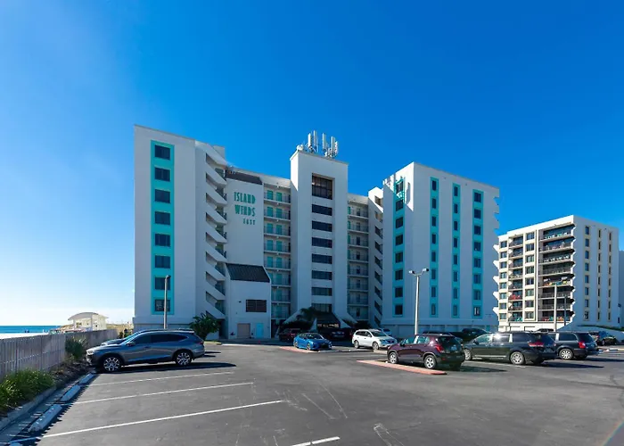 Apartment Island Winds East 610 *