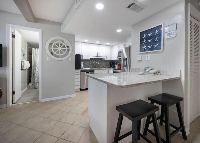 Island Winds East 610 Apartment *